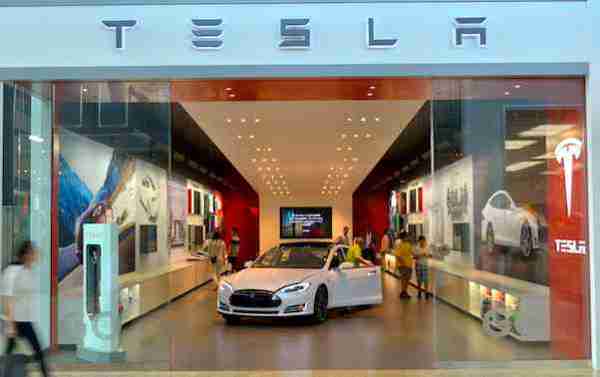 Tesla Inc.（特斯拉汽车公司，Inc。）营销组合，4P，产品，地点，推广，价格，汽车商业案例研究